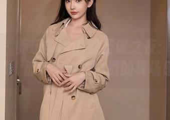 秀人网 – 养乐多Doll的圣诞之夜：原图与图包，都带有个性戳戳的现场感！