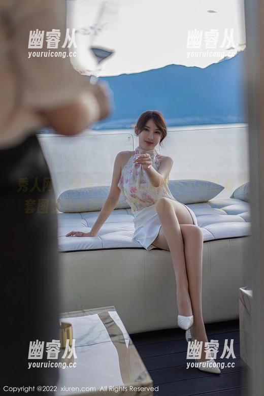 秀人网 - 美图乱入，就是阿朱啊的比基尼套图要让我流口水了，啊哈，不好说。