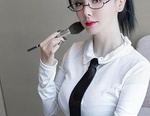 秀人网 – 星星baby的黑色之旅，图库里的那些‘黑’，绝不让人失望！