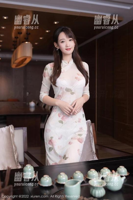 秀人网 - 陈茜妮zoe的套装大公开！作品是时候炫耀了！