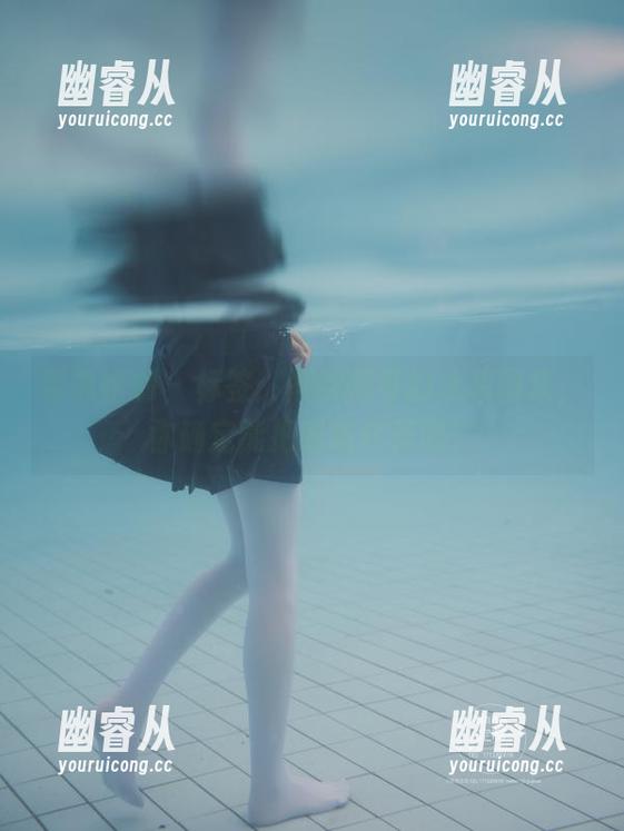 紧急企划 - 标签：樱樱樱可的泳装图集，你确定能把眼睛移开吗？