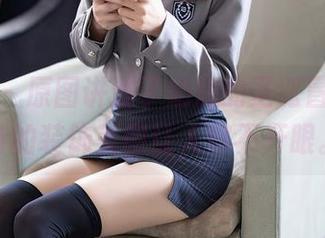语画界 – 原图讲述了奶瓶的圣诞冒险，独特的装饰美图让人移不开眼。