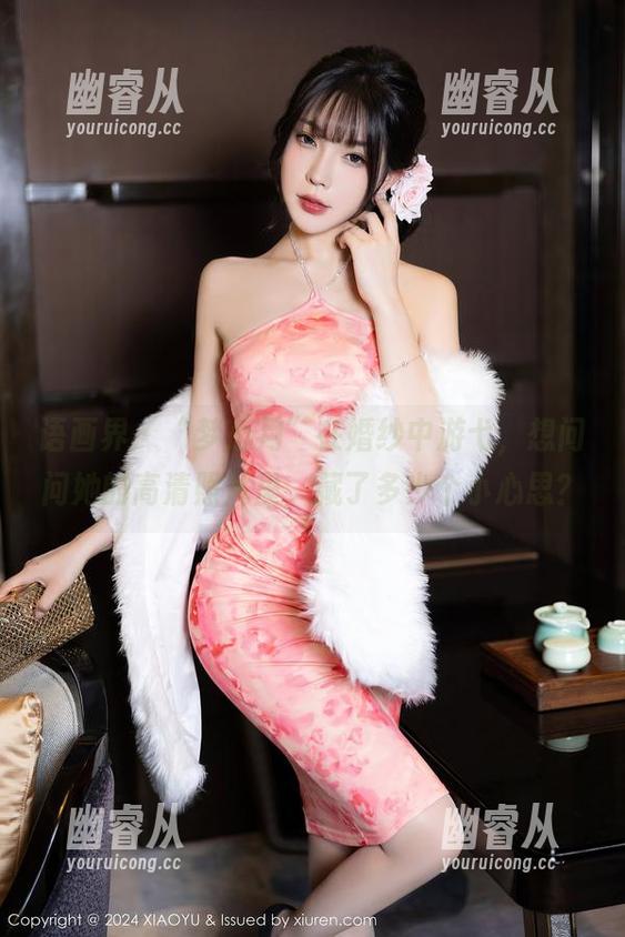 语画界 - “梦心月”在婚纱中游弋，想问问她的高清照片里，藏了多少个小心思？