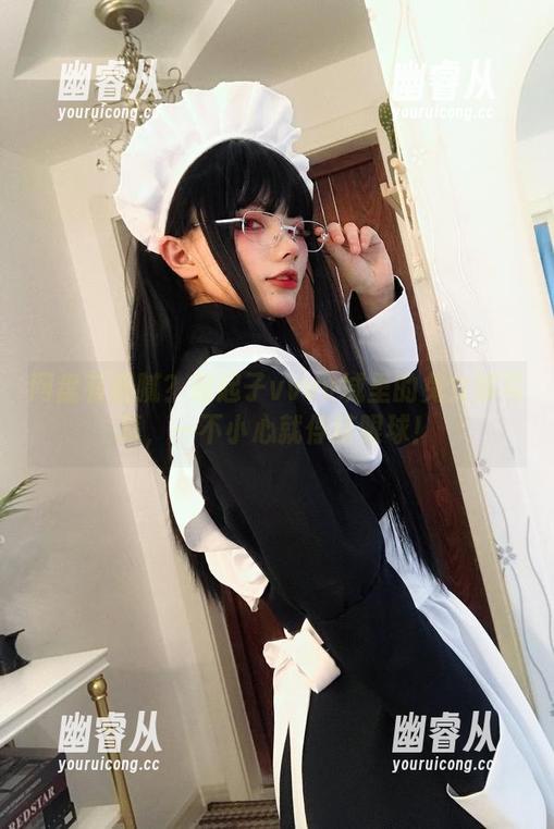 网盘有猫腻？起起子vvvv城里的兔女郎写真，一不小心就俘获眼球！