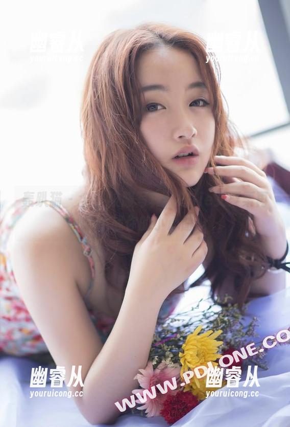 轰趴猫 - 全套校服写真，Ellie艾栗栗再次挑战你的小心脏！