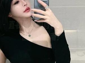 微密圈 – 直视镜头的自信，金希儿怼镜作品下载指南！