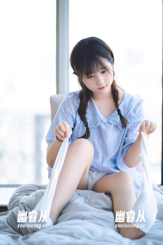 学妹的写真，竟让镜酱也忍不住翻白眼？