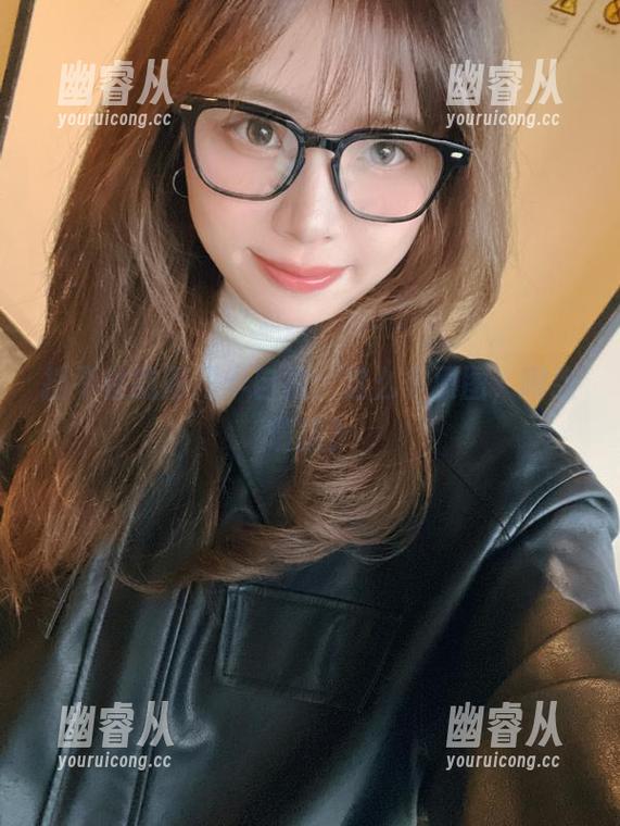 挡不住的闪月半自拍：这么多原图，哪张最撩？