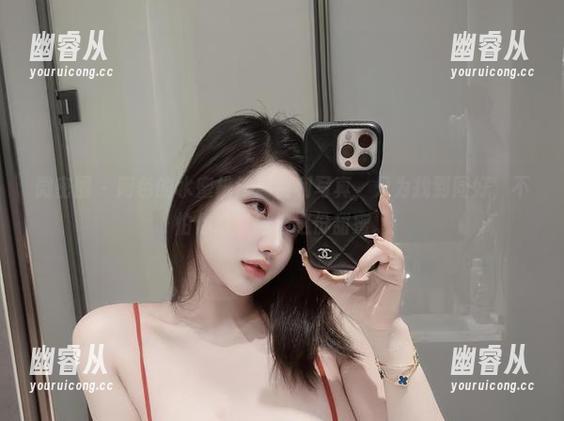 微密圈 - 阿色的水蜜桃沙漏福利写真，只为找到同好，不怕你难以抵挡这份甜蜜。