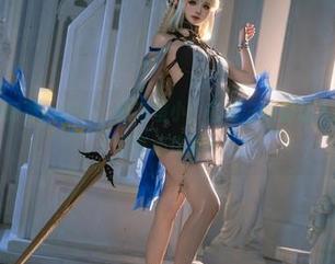 体操服下的阿薰kaOri，资源虽小，但每一帧都让人心痒痒——好奇心作祟？