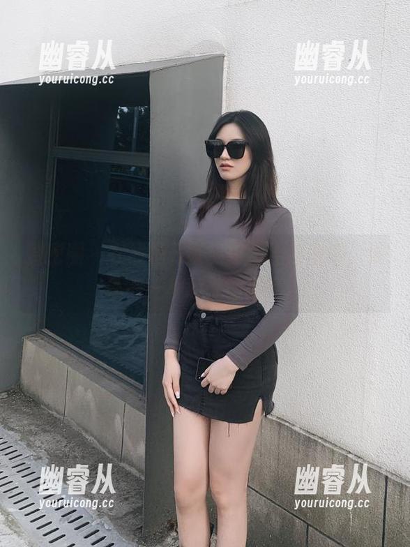 微密圈 - 在线揭开陈佩奇体操服图集，果然有一种意外的期待。