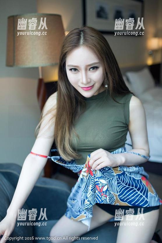 青豆客 - 充满魅力的女仆写真，施忆佳Kitty酱带你玩转壁纸空间