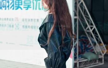 魔镜街拍无圣光图集——好吧，天桥上的这些身影真有料